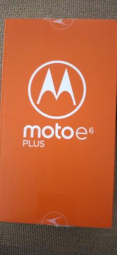 Celular Moto E6 Plus