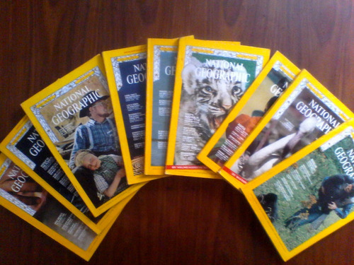 Revistas National Geographic d)