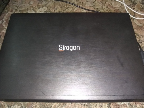Laptop Siragon Modelo Nb 