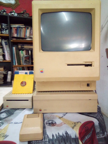 Macintosh 512 K Apple