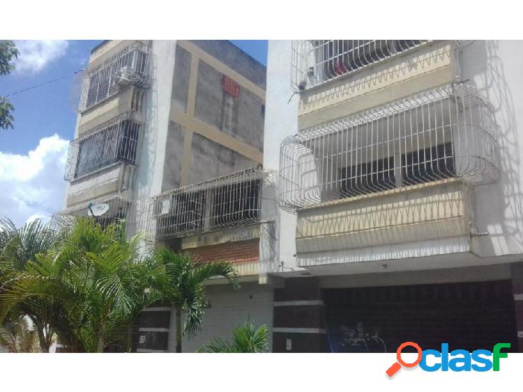 Apartamento en venta Cabudare Centro 20-5885 AS