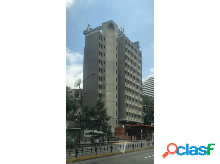 VENTA OFICINA 100M2/ 2B/ ALTAMIRA