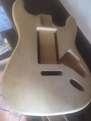 Cuerpo De Guitarra Alder Tipo Strat