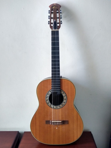 Guitarra Acústica, Marca Ovation, Made In Connecticut, Usa