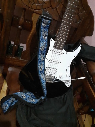 Guitarra Eléctrica Yamaha Eg 112 C+forro+correa+2 Cables