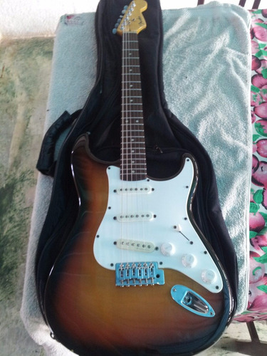 Guitarra Fender Squier Stratocaster Modificada 80t Ru Mps