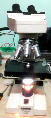 Microscopio De Laboratorio Konus Campus #