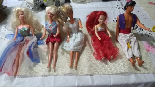 Barbie Original. Martel. Ken, Vestidos Y Accesorios Varios.
