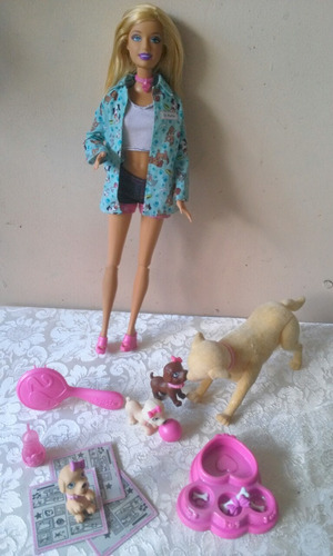 Barbie Veterinaria Con Cachorros Perritos Juguete