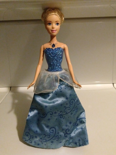 Muñeca Barbie Cenicienta De Disney Con Luz Y Sonido