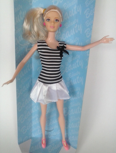 Muñeca Barbie Con Falda Economica Juguete Para Niña