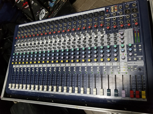 Consola Audio Soundcraft 20 Canales