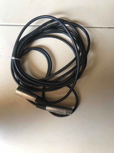 Cable Para Micrófono Con Sus Puntas