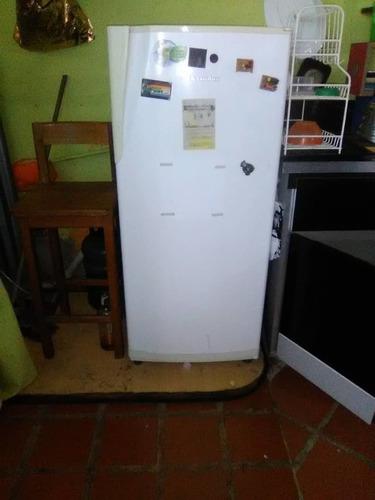 Nevera Marca Electrolux