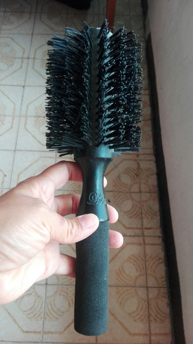 Vendo Cepillo De Secar Cabello, Poco Uso