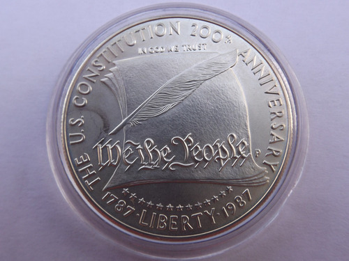 Excelente Moneda De Plata. 200 Aniversario Constitución