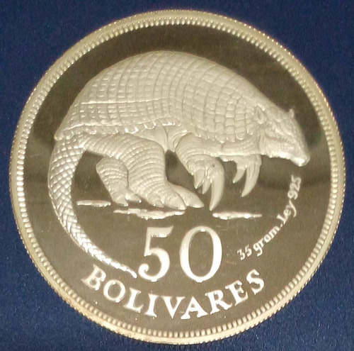 Moneda De Plata 50 Bolívares De  Fauna Armadillo Proof