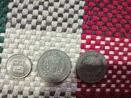 Monedas Antiguas De Venezuela Del Año 67