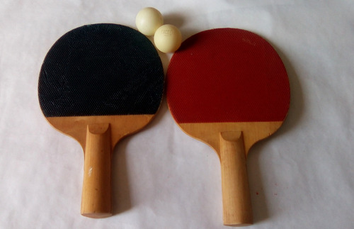 Juego De Raquetas Para Ping Pong Y Dos Pelotas
