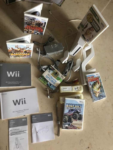 Consola Nintendo Wii Con Todos Los Controles Y Juegos.