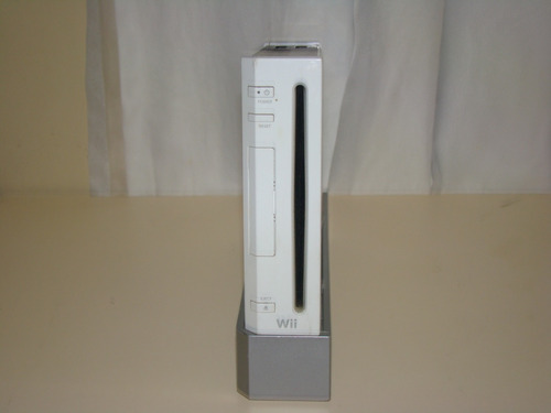 Nintendo Wii Con Juegos Y Accesorios