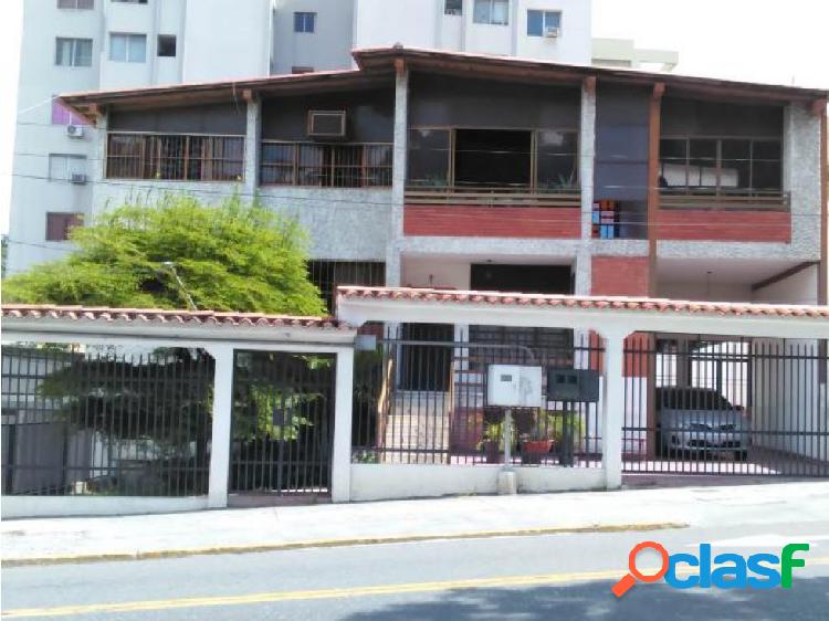 IRIS MARIN 0424-5774745 VENDE CASA ESTE BARQTO