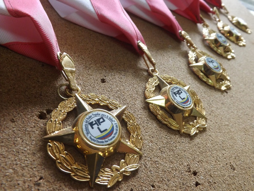 Medalla Cinco Puntas Placas Reconocimiento Somos@gradocenter