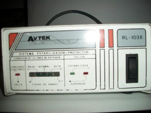 Regulador De Voltaje De Computadora Avtek Ri103e