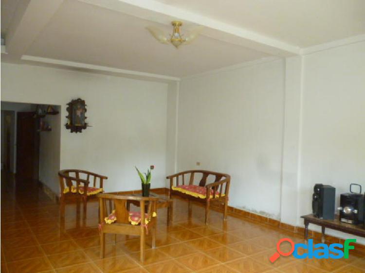 Casa en Venta Oeste Barquisimeto 20-13996 YB