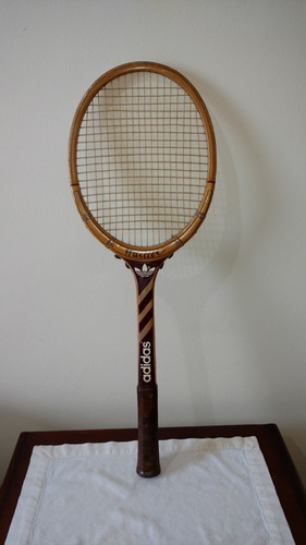 Raqueta Tenis Vintage De Madera, Marca adidas, Mod. Haillet