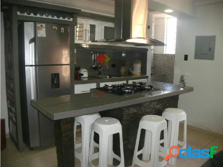 Apartamento en Venta Cabudare Centro 20-7441 YB