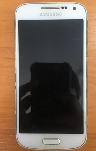 Teléfono Samsung S4 Mini