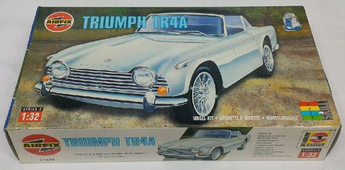 Triumph Tr4a (kit Plástico). 1/32. Airfix.
