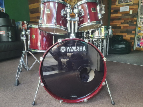Bateria Yamaha Stage Custom