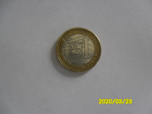 Moneda De Bs 1 Del Año  - Mal Ensamblada
