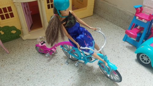 Bicicletas Barbie Con Dos Muñecas Barbie
