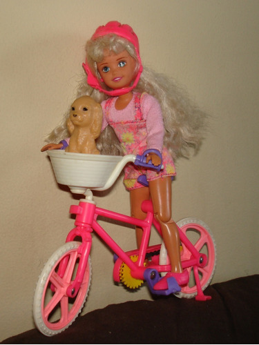 Hermana De Barbie Stacie Incluye Muñeca Y Bicicleta Ref.25