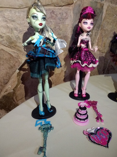 Muñecas Monster High Original Mattel Draculaura. Cleo Nilo