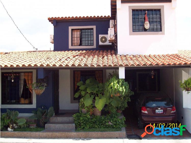 Casa en Venta Av Intercomunal 20-2373 JM