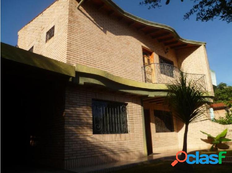 Casa en Venta, Urb Parque Mirador #20-5252 AJC