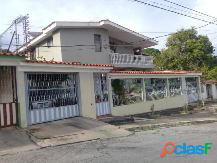 Casa en venta Barquisimeto ColinasDeSantaRosa 20-1496 AS