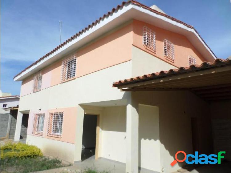 Casas en venta Cabudare La Piedad 20-1036 AS