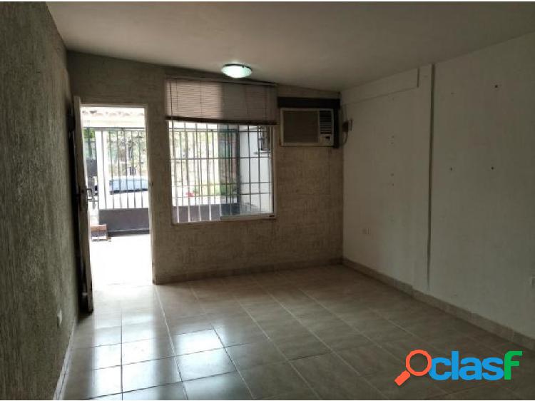 Local Comercial en Alquiler Zona Este Barquisimeto MZ