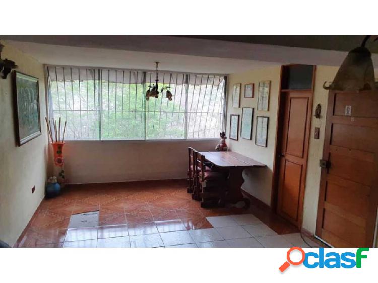 Se vende Apto 93m2 3H1B0E 23 de Enero