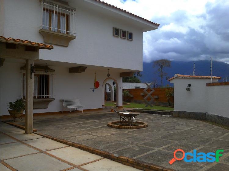 Se vende casa 350m2 4h+s/6b/4p Macaracuay