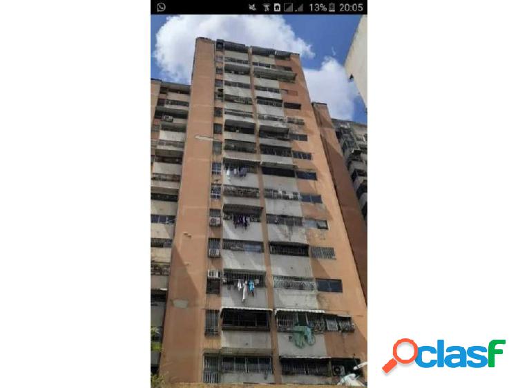 Vendo apartamento en la av baralt/ puente llaguno