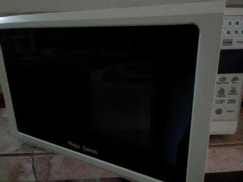 Horno Microondas Magic Queen