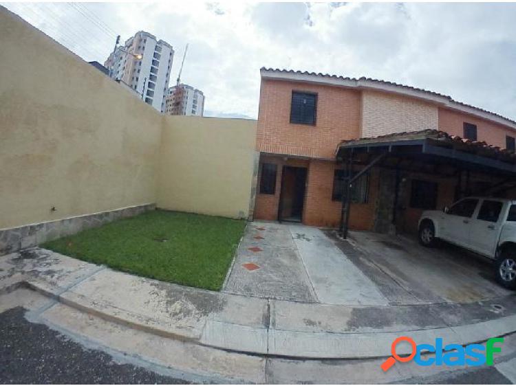 JULIO LATOUCHE 04242994256 VENTA TOWNHOUSE 20-7759 $JJL