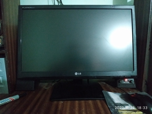 Monitor LG 22 Pulgadas Led Mod: Flatron E