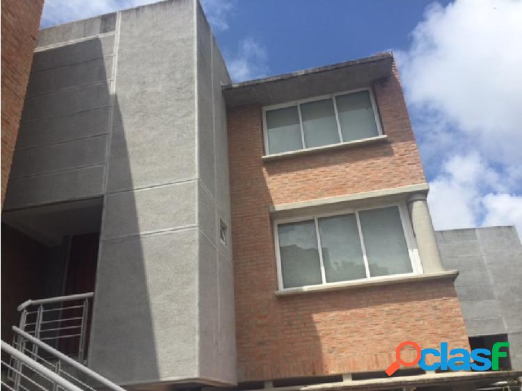 PORTAFOLIO SIETE Vende Town House en La Unión